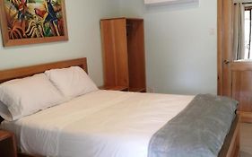 Playa Blanca Macaw Hotel